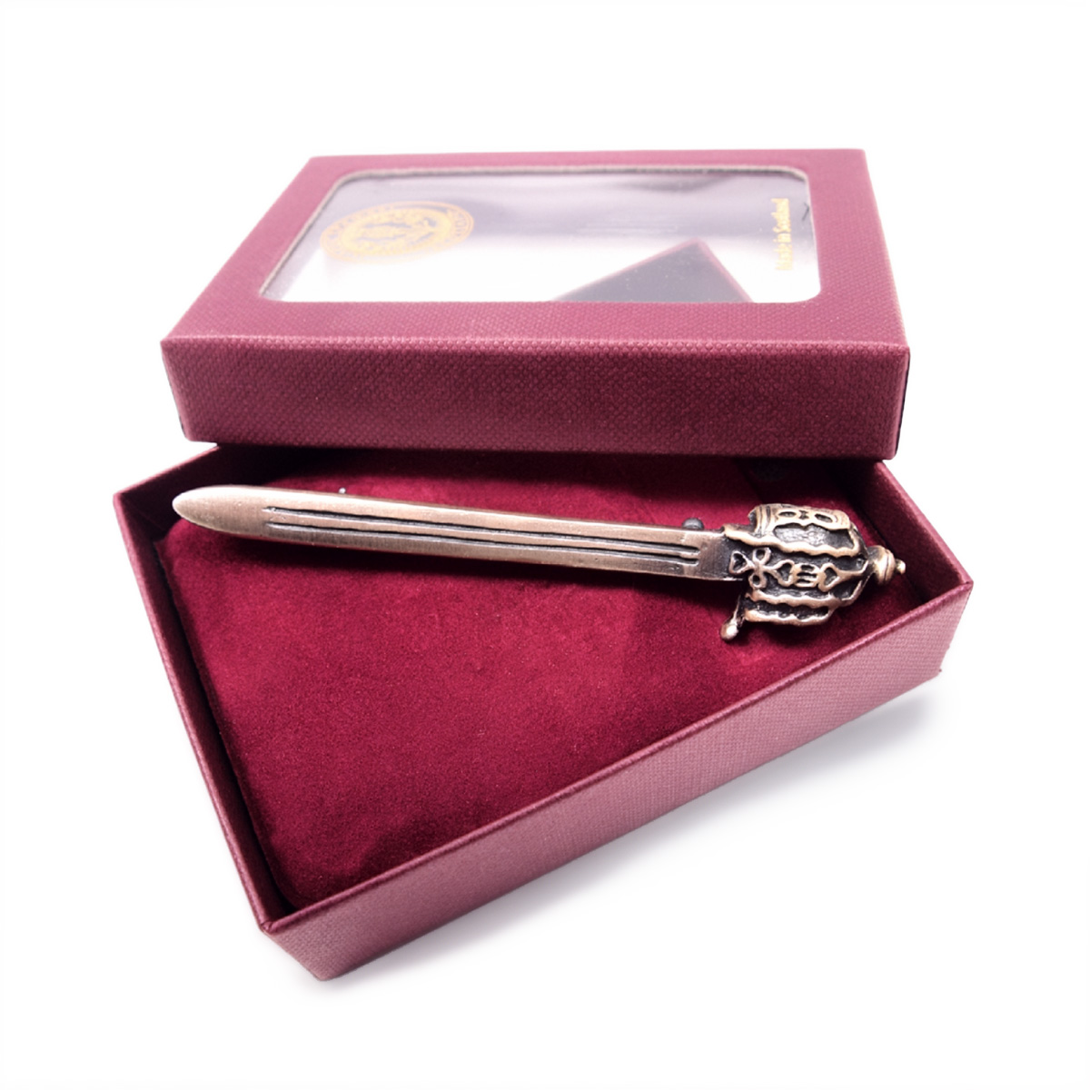 Basket-hilted sword kilt pin, square product view