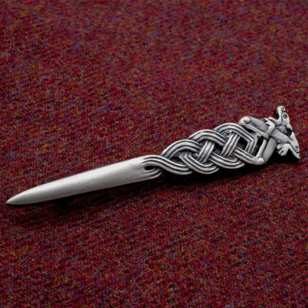 Book of Kells interlaced dragons kilt pin, square product view
