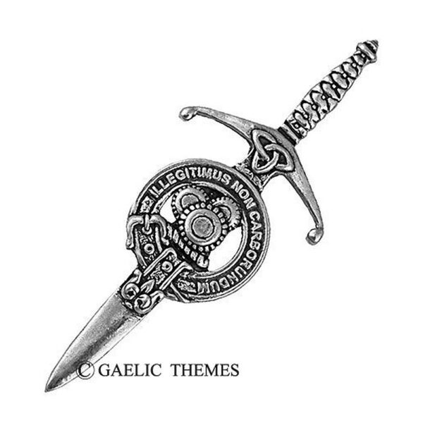 Machine Crest kilt pin