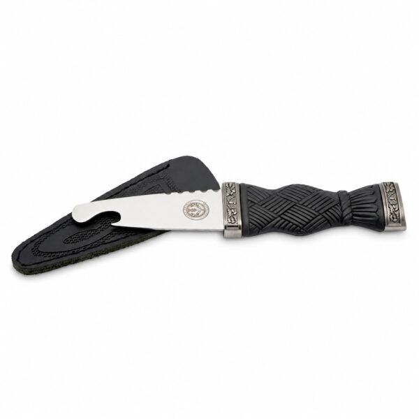 Plain-handle Sgian Brew bottle opener detail