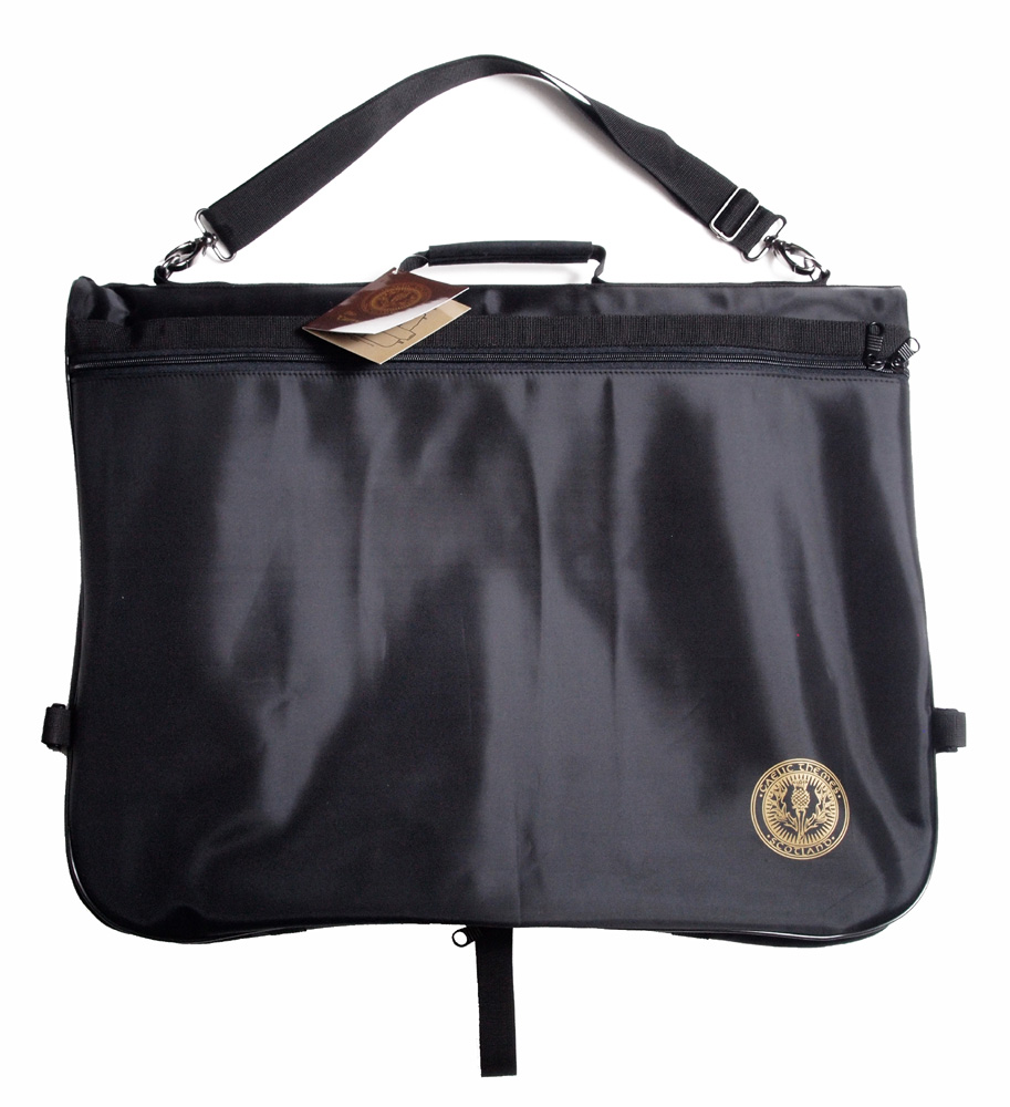 Black Gaelic Themes Carry-All garment bag