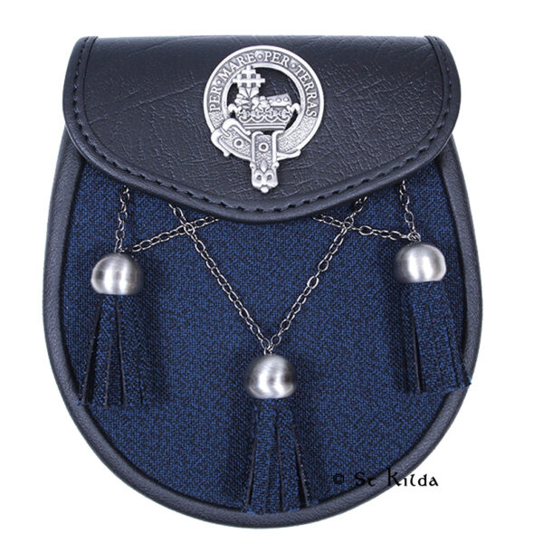Clan crest semi-dress sporran with navy Arrochar front and antique-silver crossed chains
