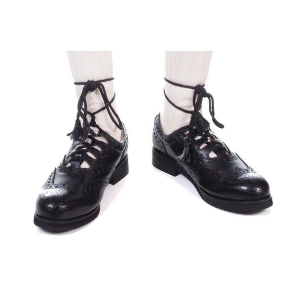 Black replacement laces fitted to ghillie brogues