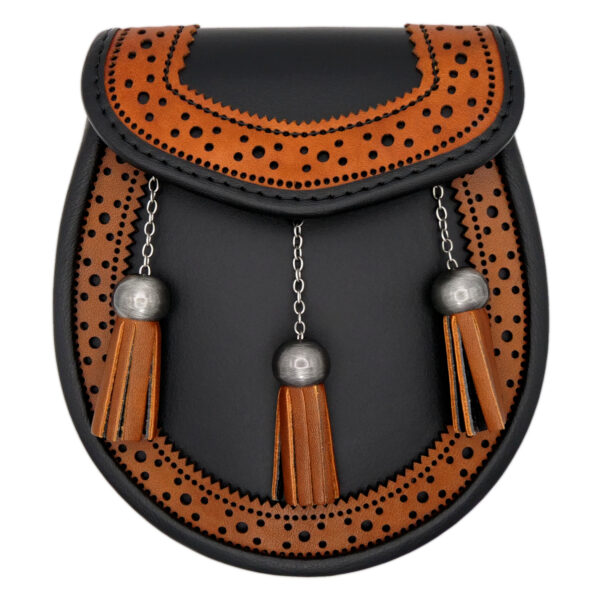 Brown leather brogued sporran with black and tan finish, product code L-SDY26